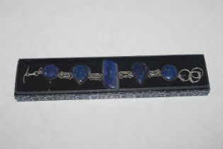 A 925 silver and lapis lazuli set bracelet