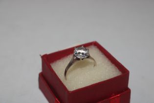 A 925 silver ring set with white stone, ring size