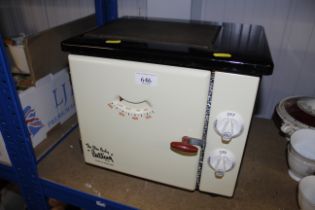 The Wee Baby Belling cooker - sold as a collectors