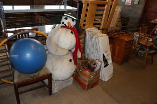 A vintage shop display electric snow man