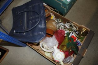 A tray box and contents of miscellaneous glass and