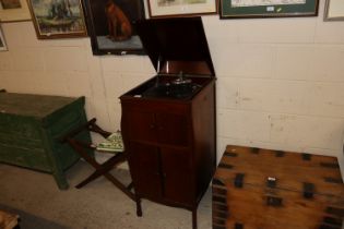 An Ellis mahogany gramophone AF