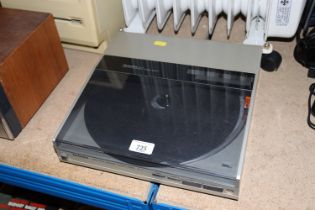 A Technik's Direct Drive automatic turntable syste