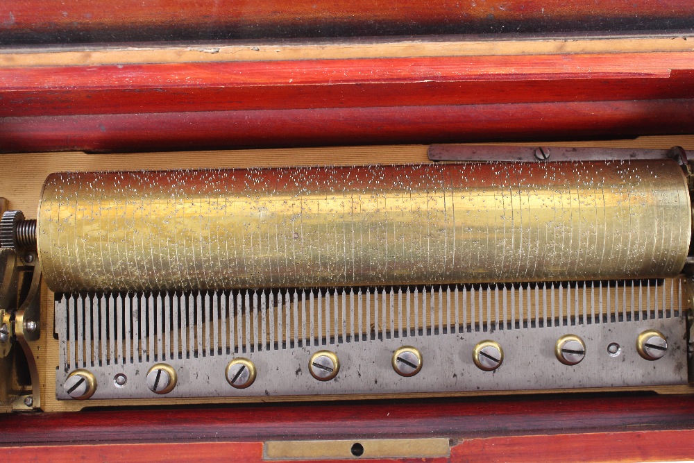 A 19th Century Swiss music box playing eight airs in walnut case, 11" cylinder - Image 4 of 6