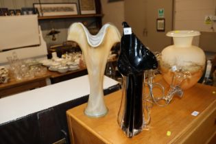 A black and clear glass Jack In The Pulpit style v