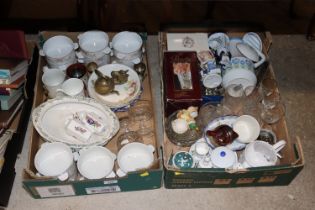 Two boxes containing various sundry glass and chin