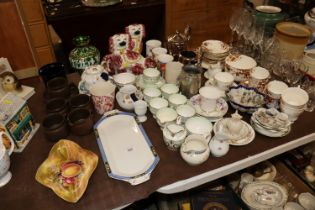 A large quantity of various teaware and dinnerware
