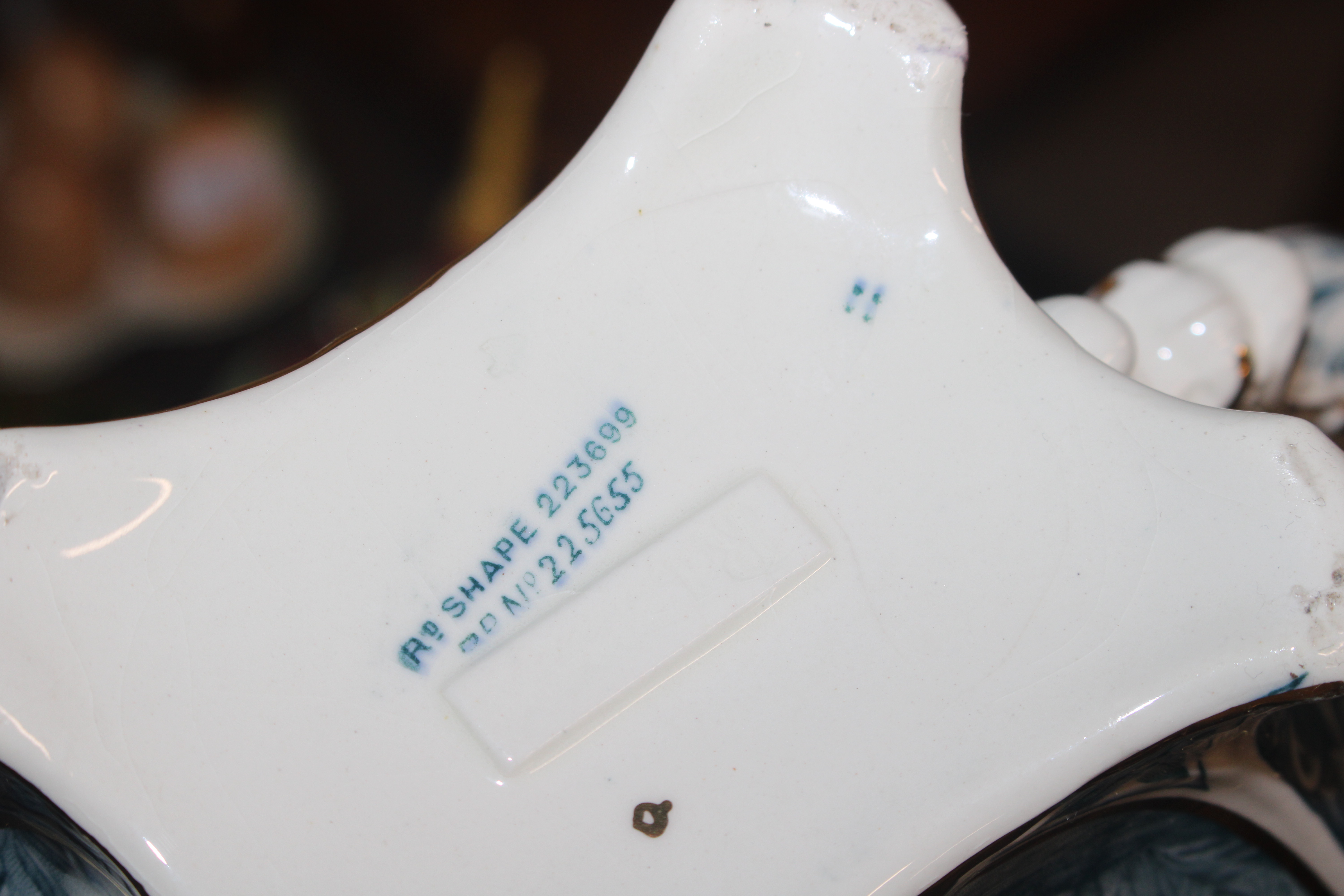 A Burleigh ware chinoiserie pattern tea pot, R.D. - Image 7 of 7