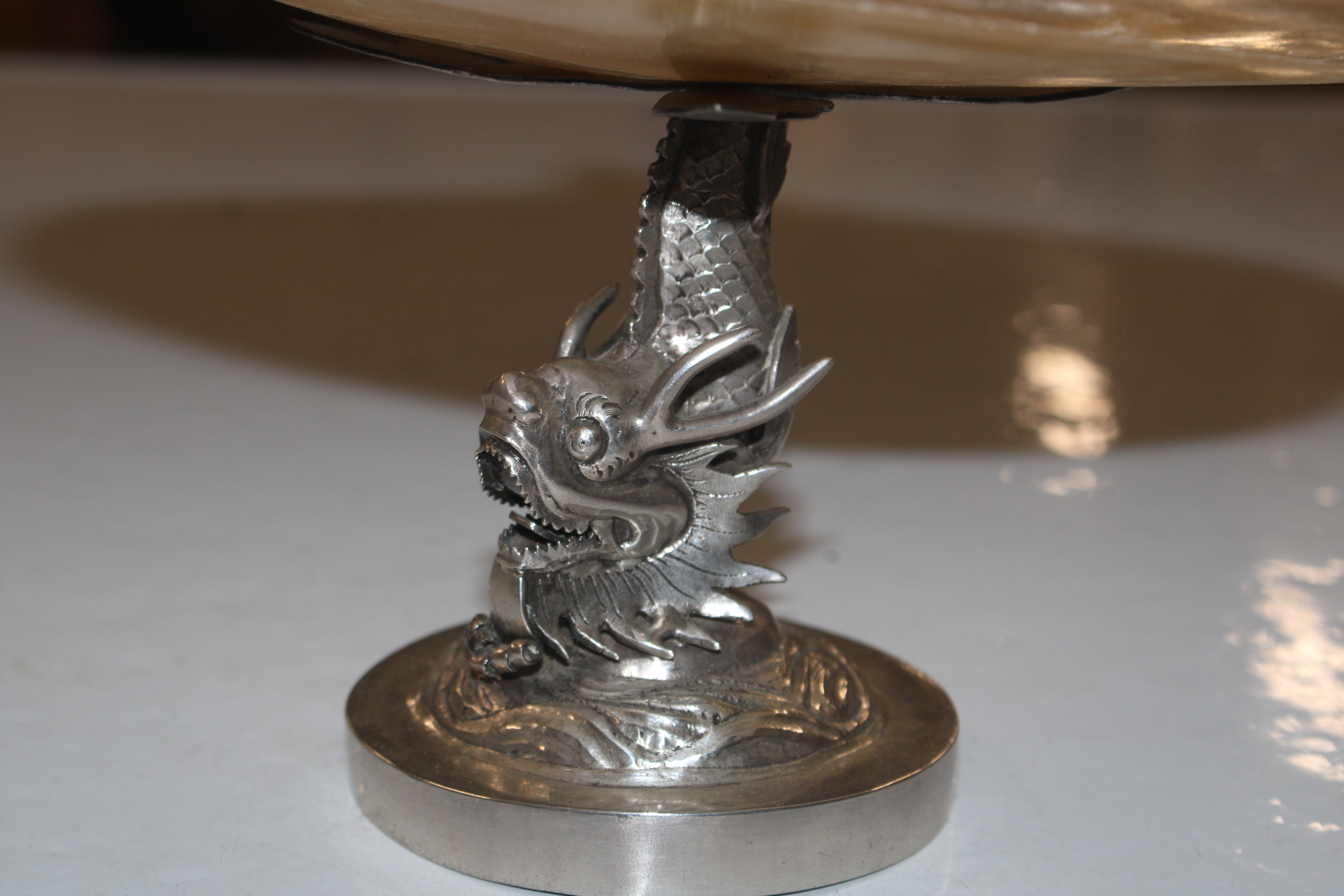 A Chinese white metal and mother of pearl pedestal - Image 3 of 9