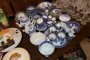 A quantity of various blue and white china to incl