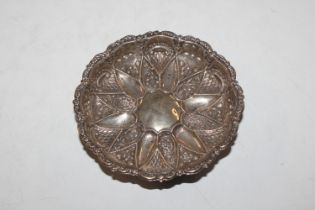 A pierced silver dish, Birmingham 1902 approx. 44g