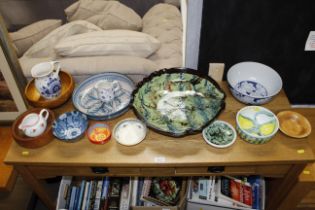 A collection of various decorative pottery bowls e