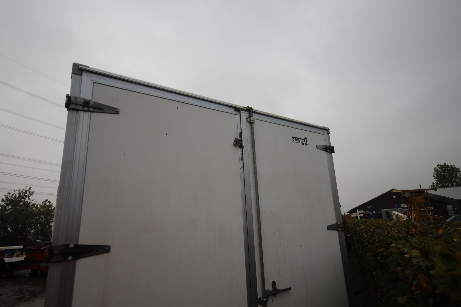 Henra 17ft 5in x 7ft 6in twin axle exhibition/ box trailer. With barn doors, side opening and - Image 10 of 16