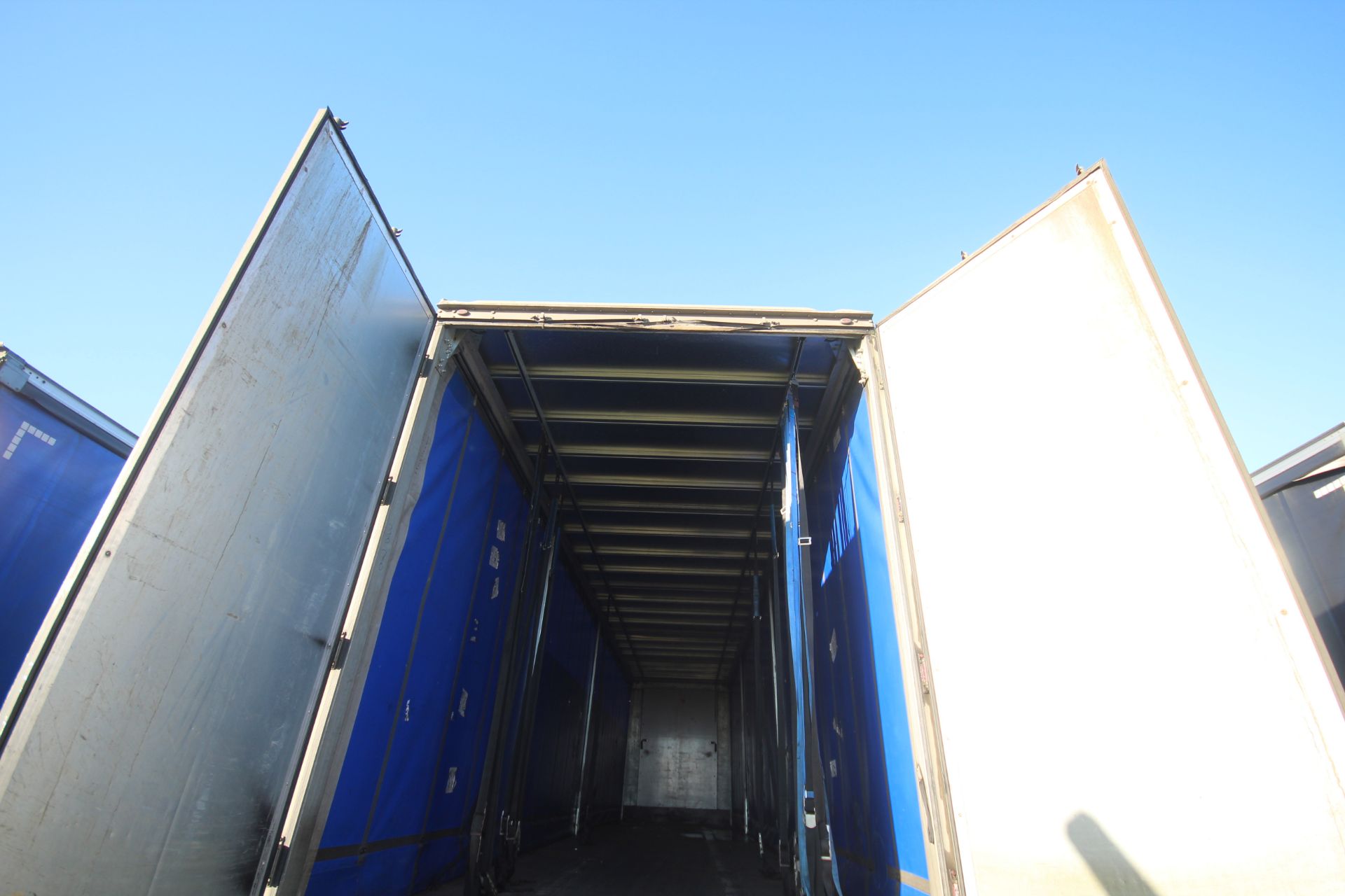 Montracon 39T 13.6m tri-axle curtain-side trailer. Registration C351369. 2013. MOT until 31/01/2024. - Image 62 of 87