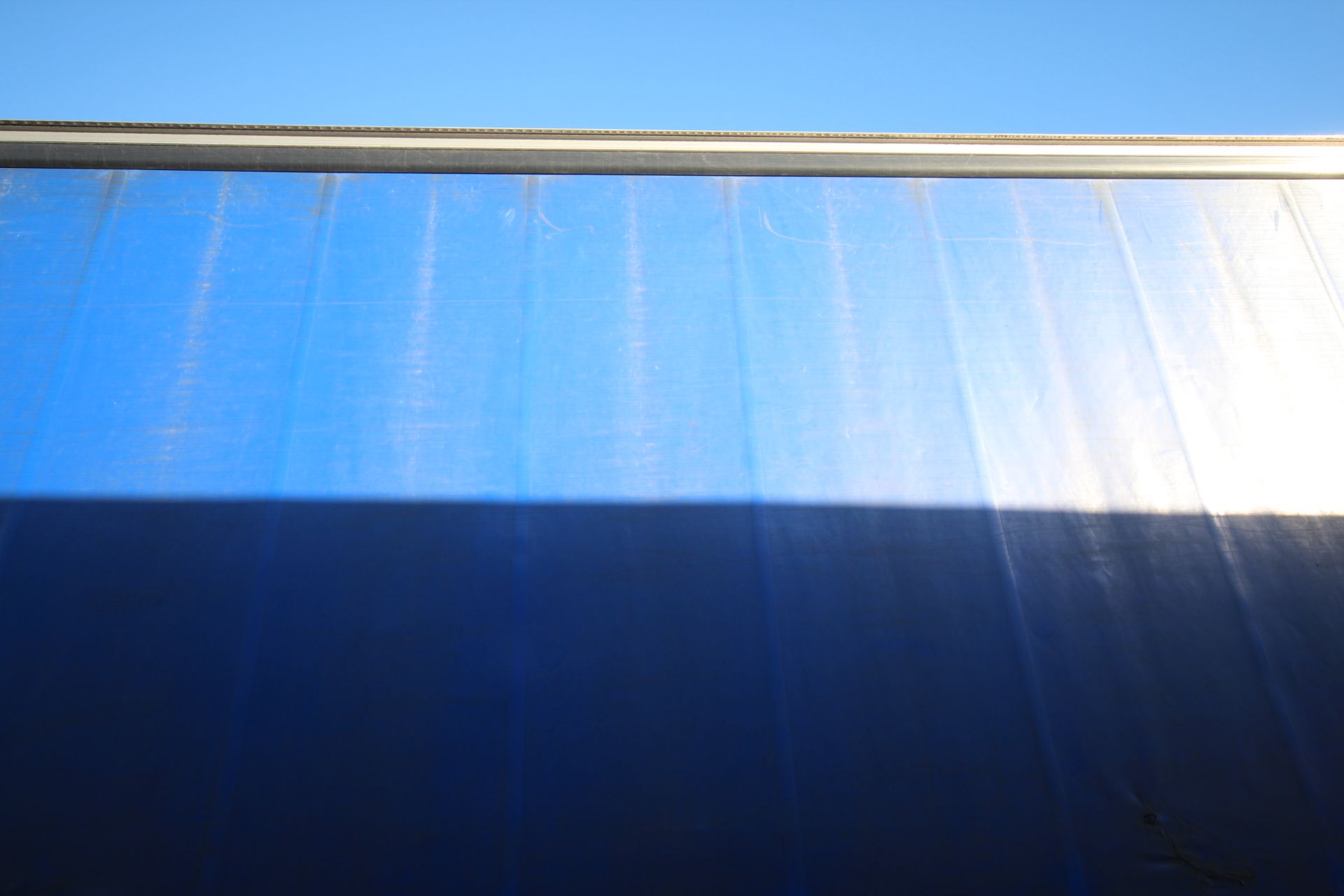 Montracon 39T 13.6m tri-axle curtain-side trailer. Registration C351372. 2013. MOT until 31/03/2024. - Image 14 of 78