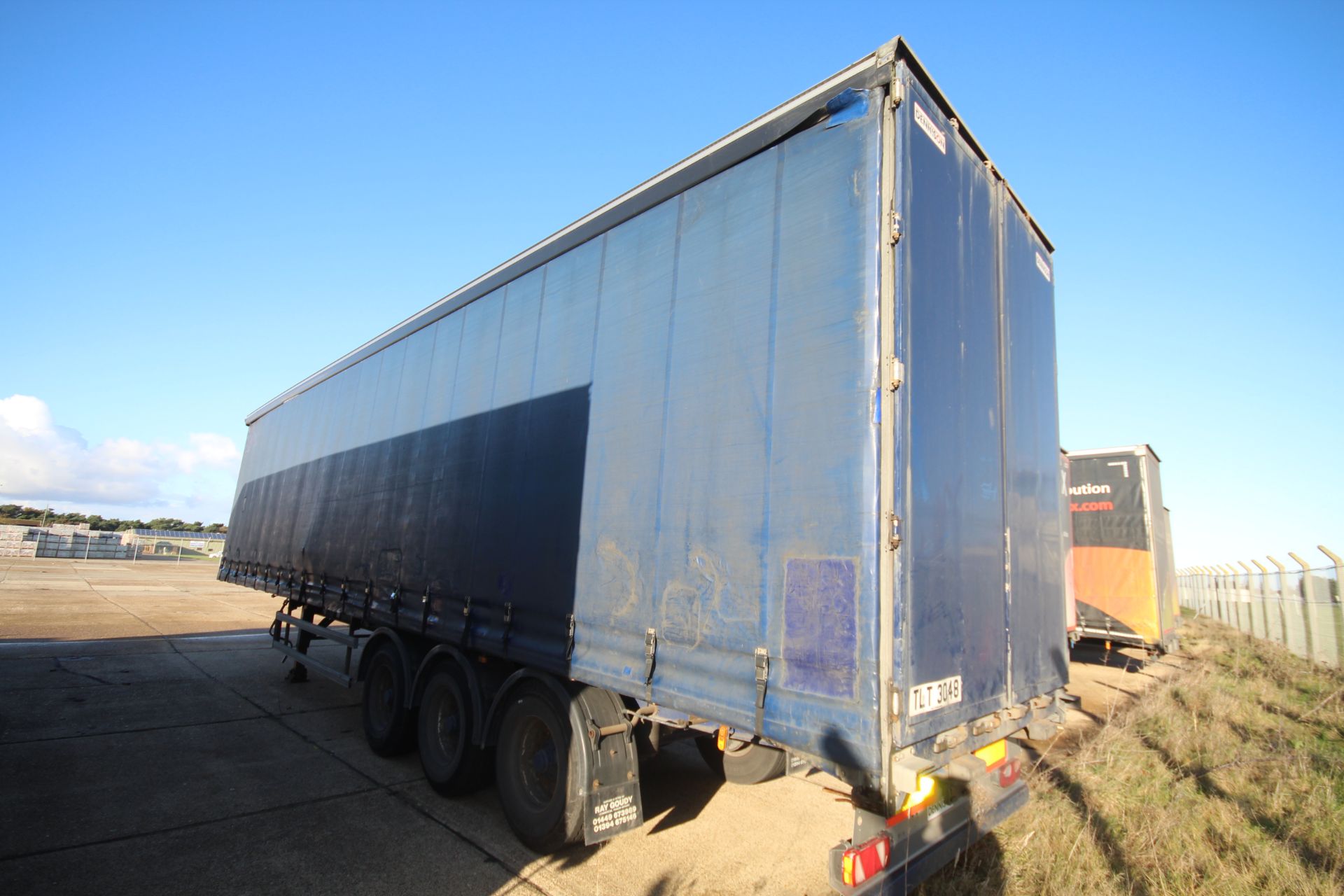 Dennison 38T 13.7m tri-axle curtain-side trailer. Registration C319608. 2011. MOT until 30/09/ - Image 2 of 88