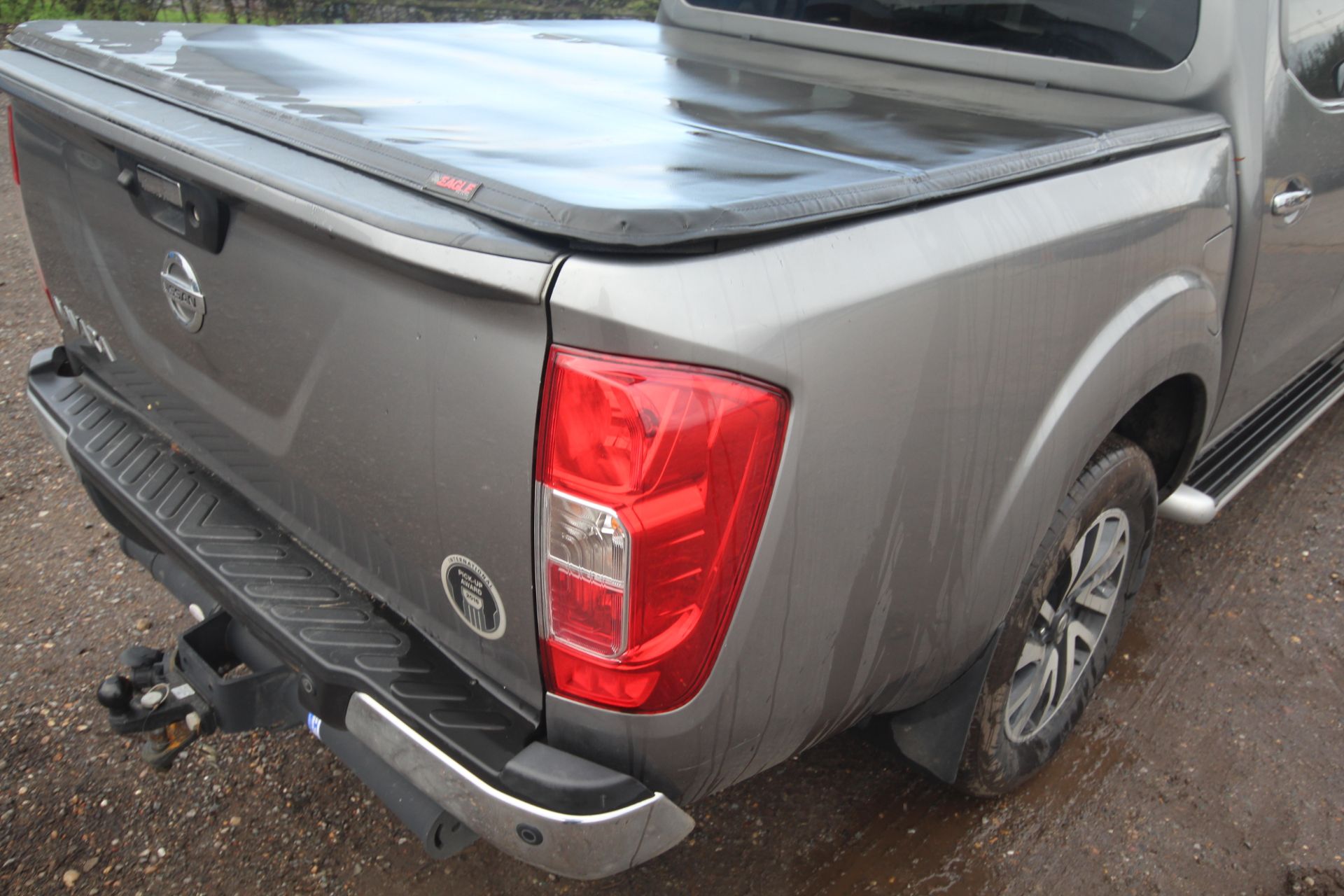 Nissan Navara NP300 Tecna auto double-cab pick-up. Registration BJ67 LXL. Date of first registration - Image 34 of 78