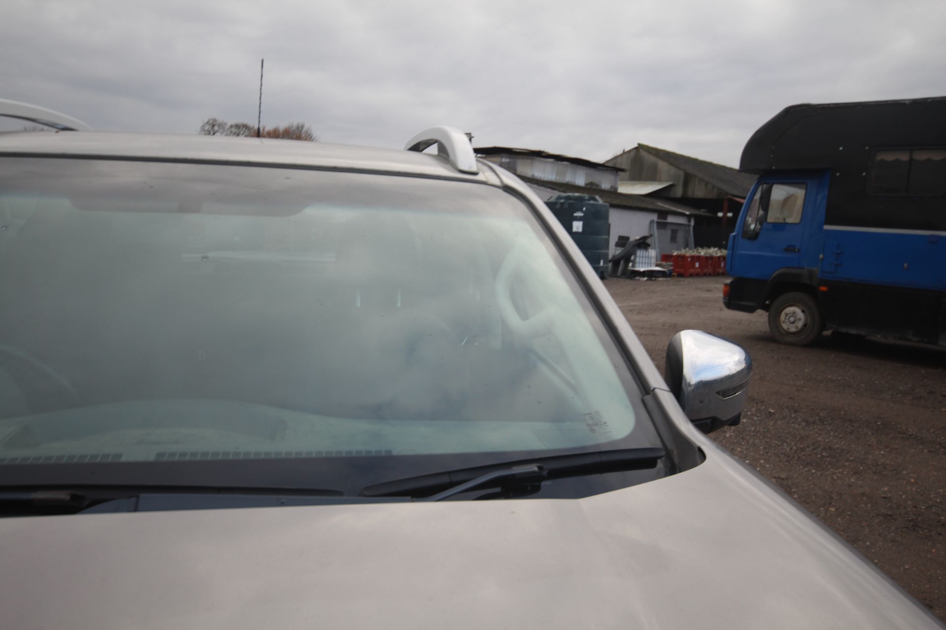 Nissan Navara NP300 Tecna auto double-cab pick-up. Registration BJ67 LXL. Date of first registration - Image 54 of 78