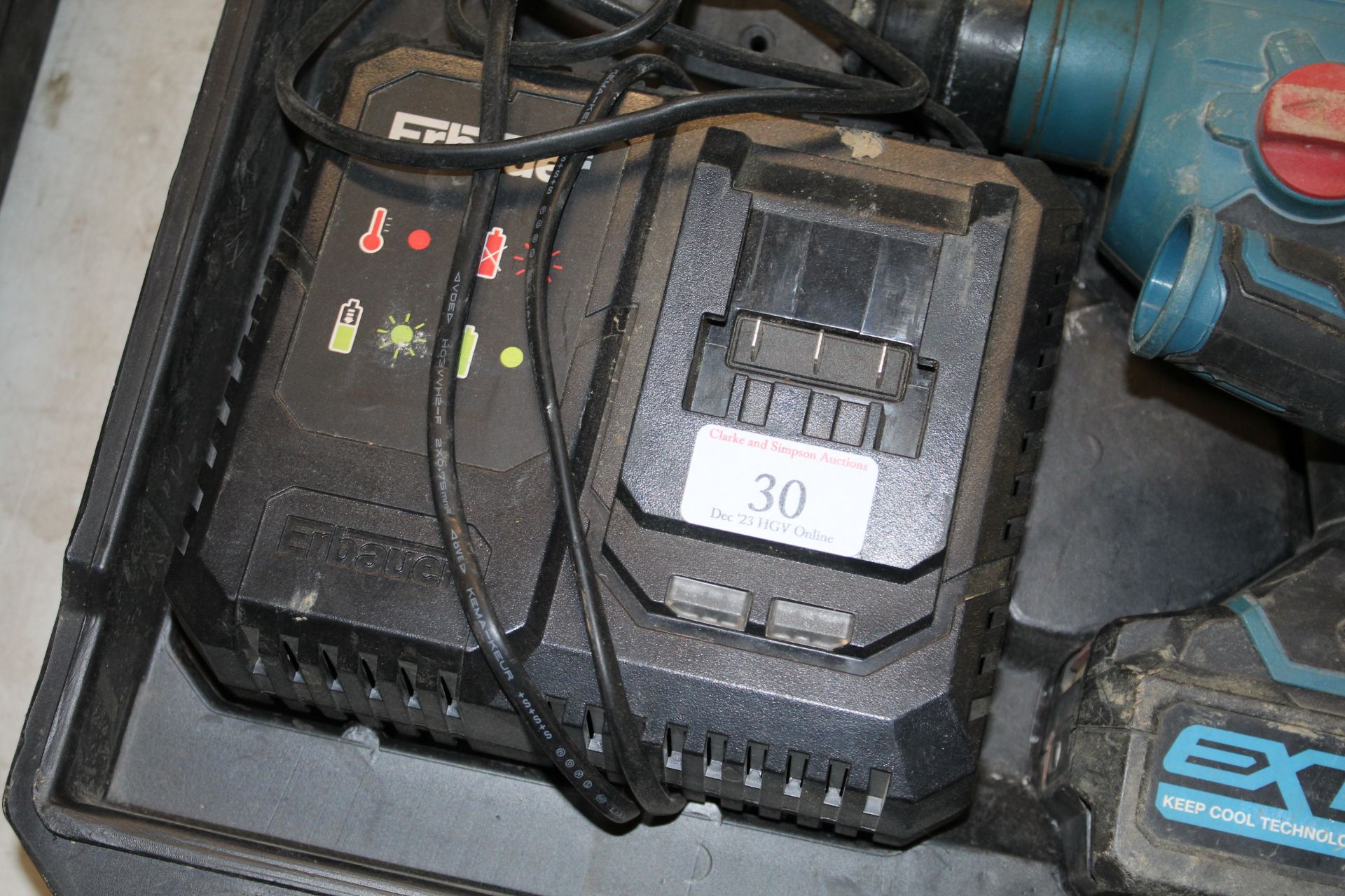 Erbauer 18v cordless hammer drill with battery and charger in a case. V CAMPSEA ASHE - Image 3 of 6