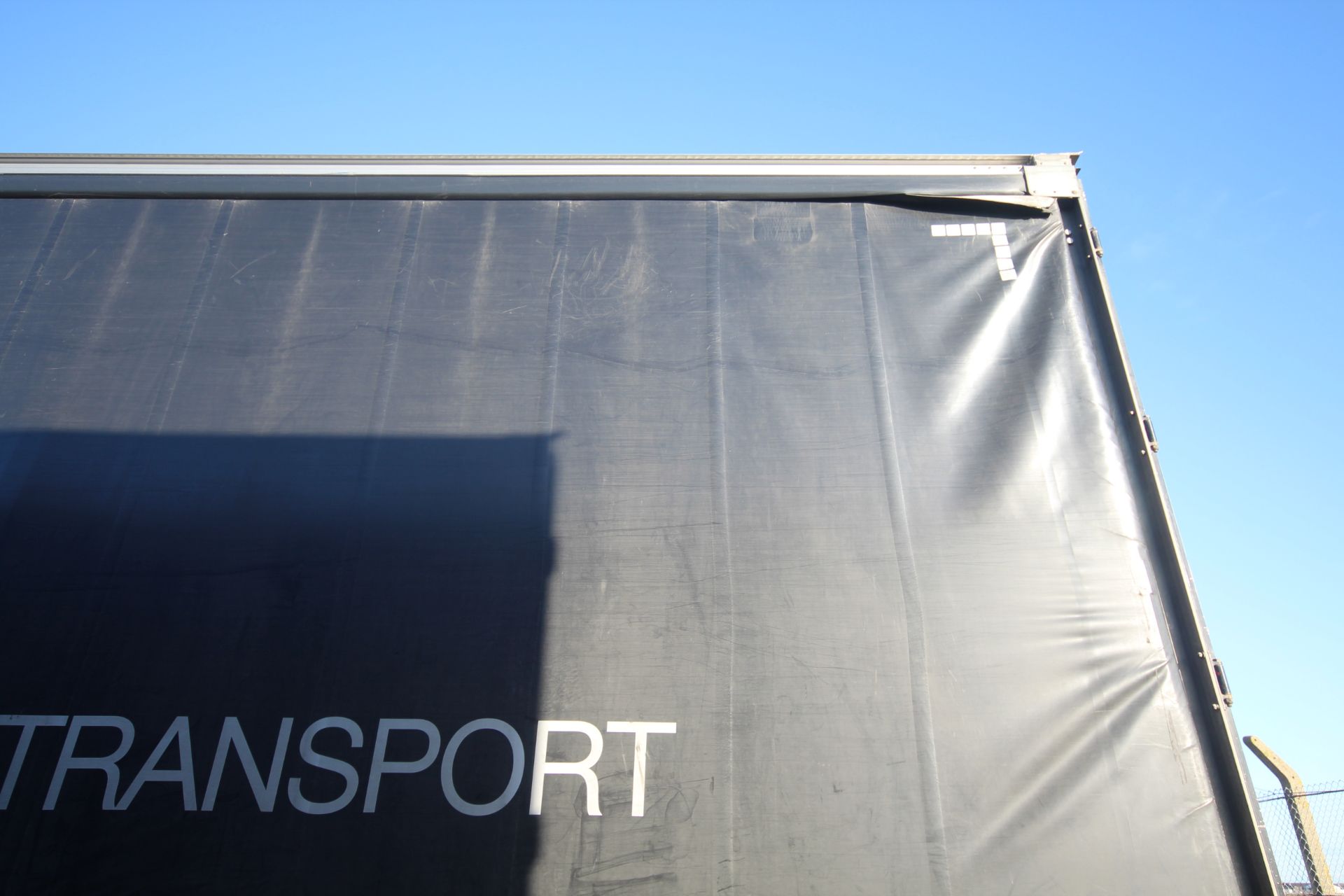 Montracon 39T 13.6m tri-axle curtain-side trailer. Registration C380871. 2014. MOT until 30/04/2024. - Image 18 of 89