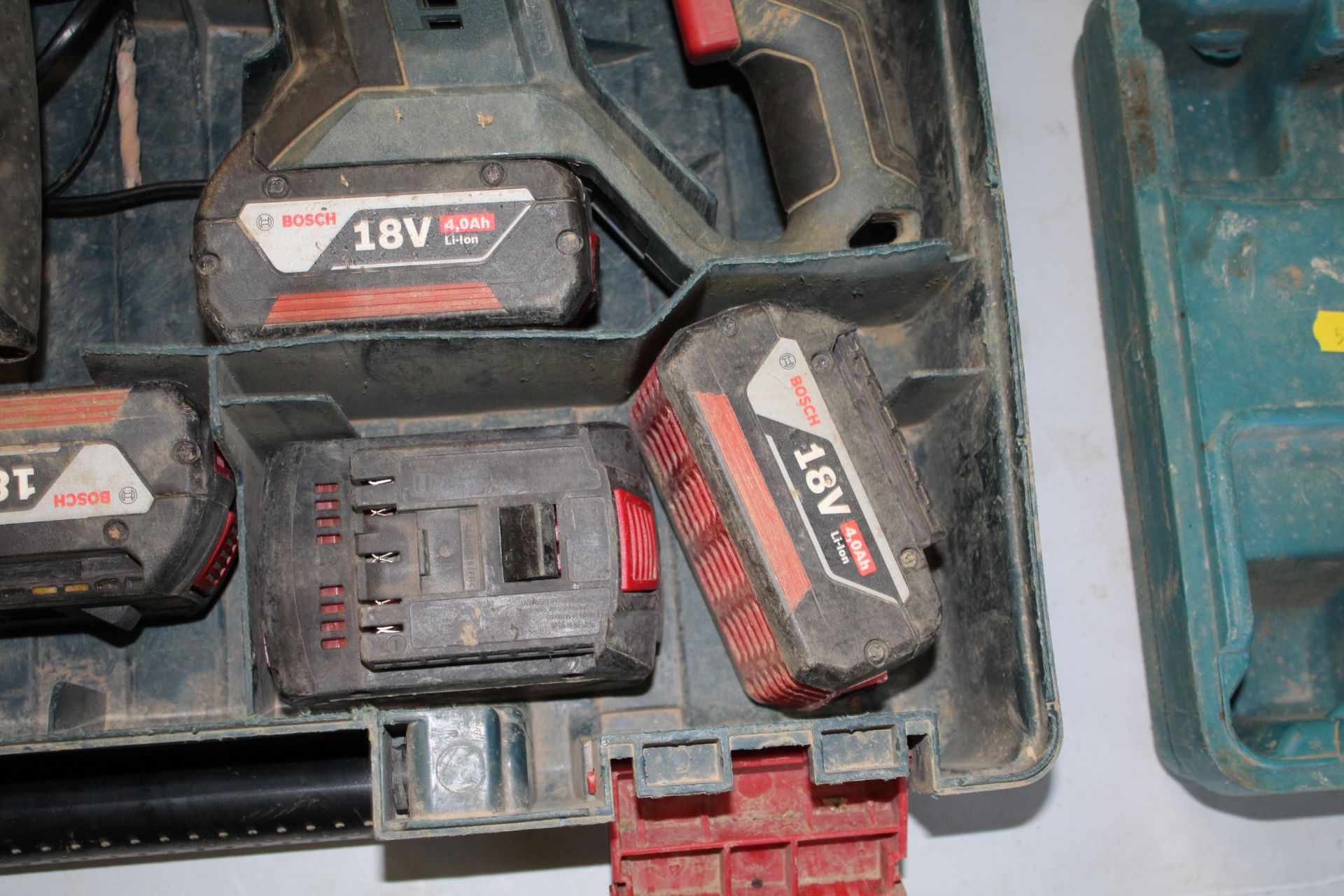 Bosch 18v professional cordless hammer drill with 4x batteries and charger in case. V CAMPSEA ASHE - Image 4 of 6