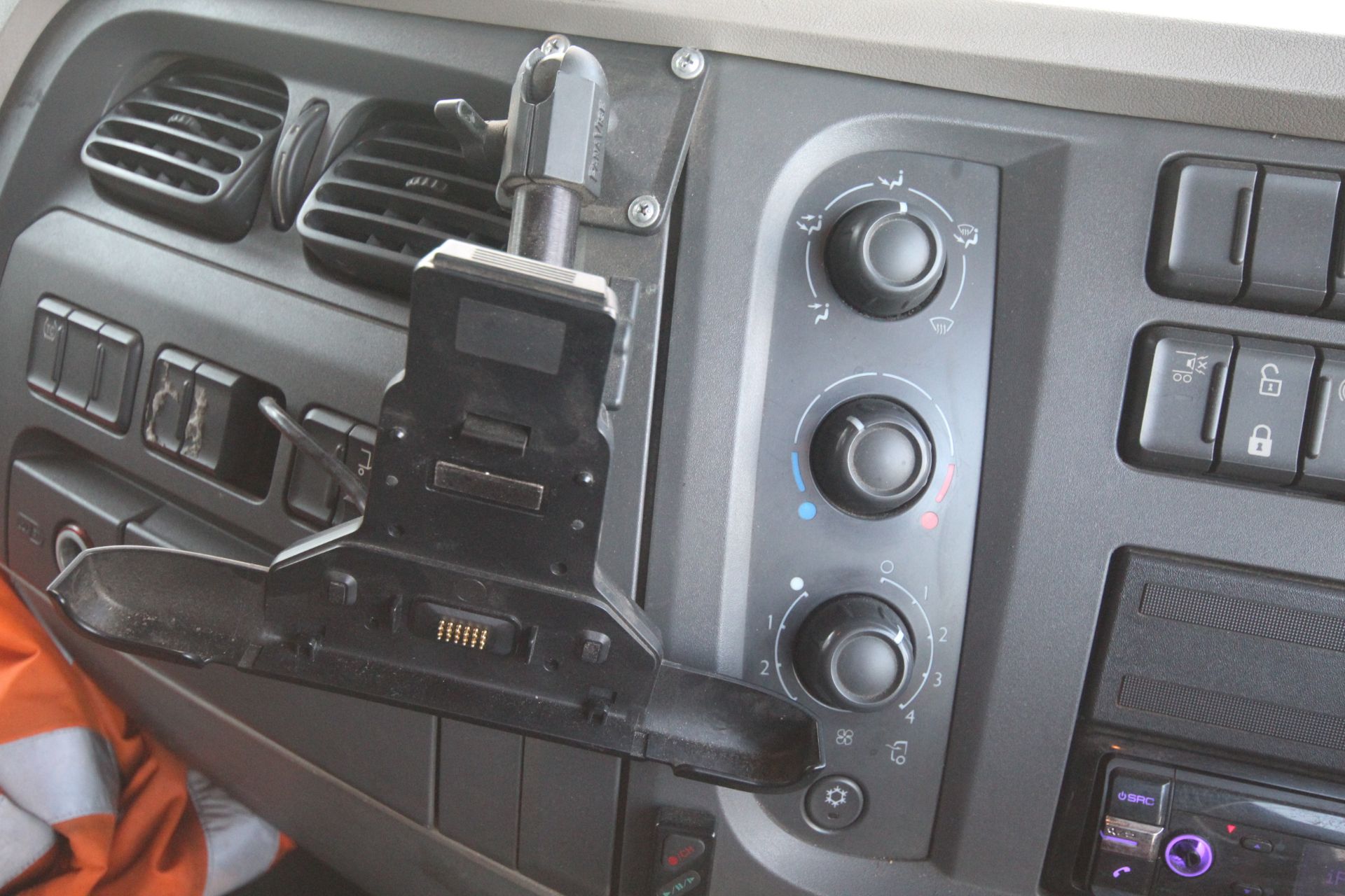 DAF LF 250  FA Euro 6 18T auto 4x2 rigid day cab. Registration AW15 EGU. Date of first - Image 69 of 79