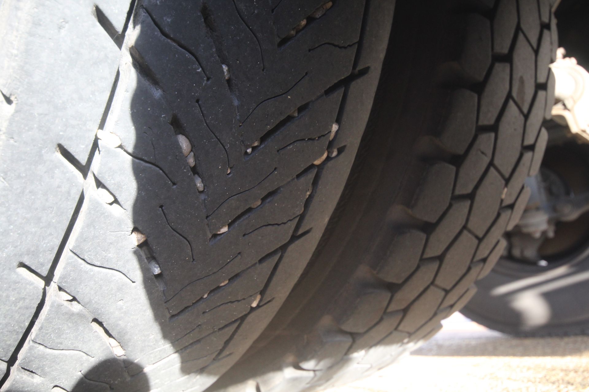 DAF LF 250  FA Euro 6 18T auto 4x2 rigid day cab. Registration AW15 EGU. Date of first - Image 27 of 79