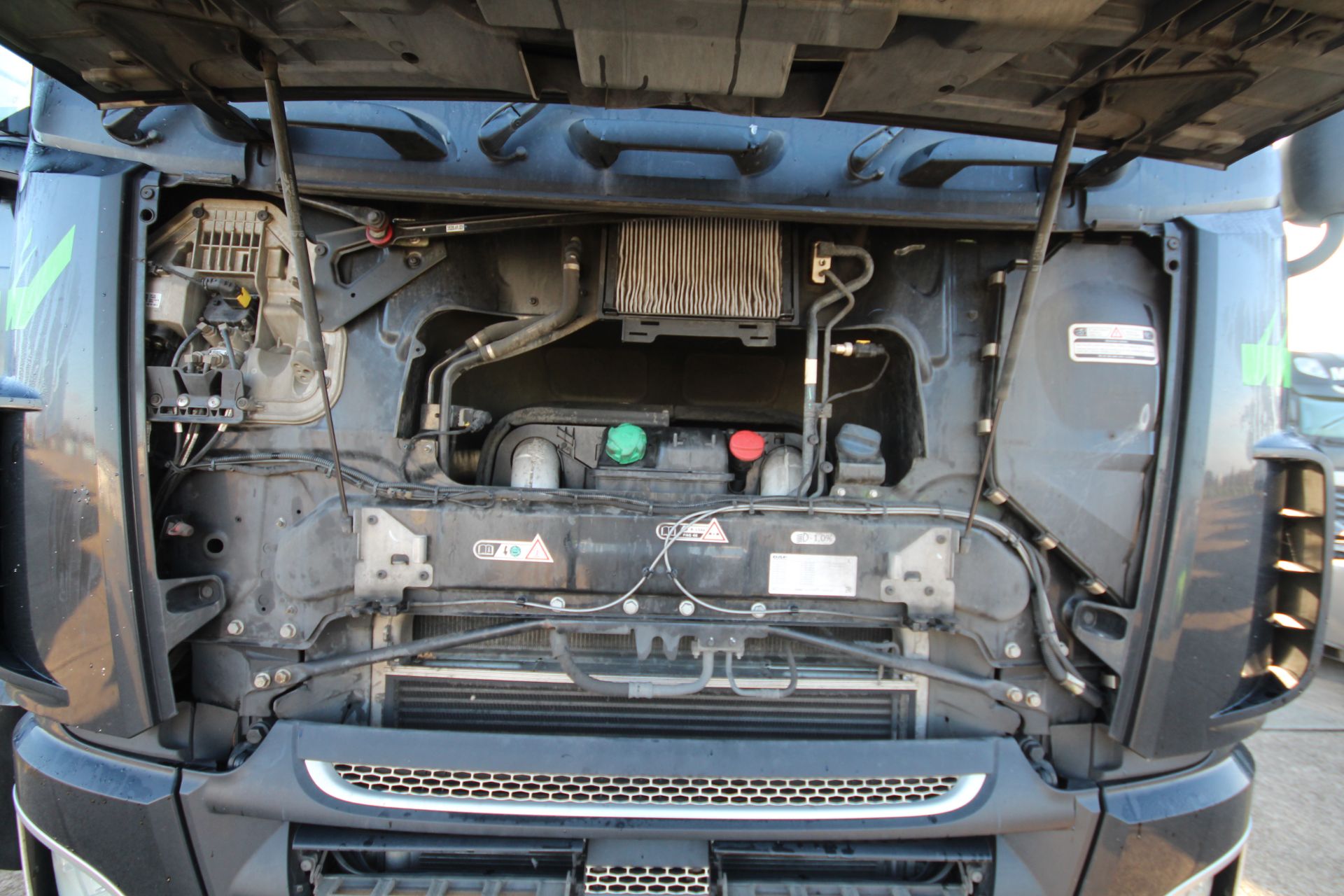 DAF XF 480 FTG 6X2 Euro 6D auto mid-lift and steer 44T unit. Registration P31 MGL. Date of first - Image 113 of 122