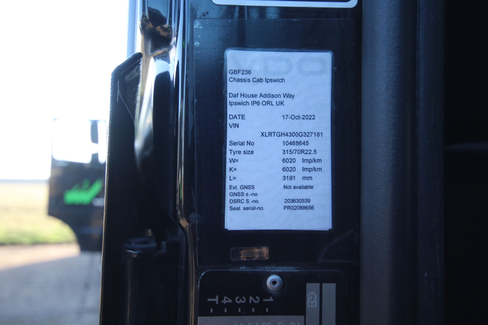 DAF XF 480 FTG 6X2 Euro 6D auto mid-lift and steer 44T unit. Registration P88 MGL. Date of first - Image 102 of 102