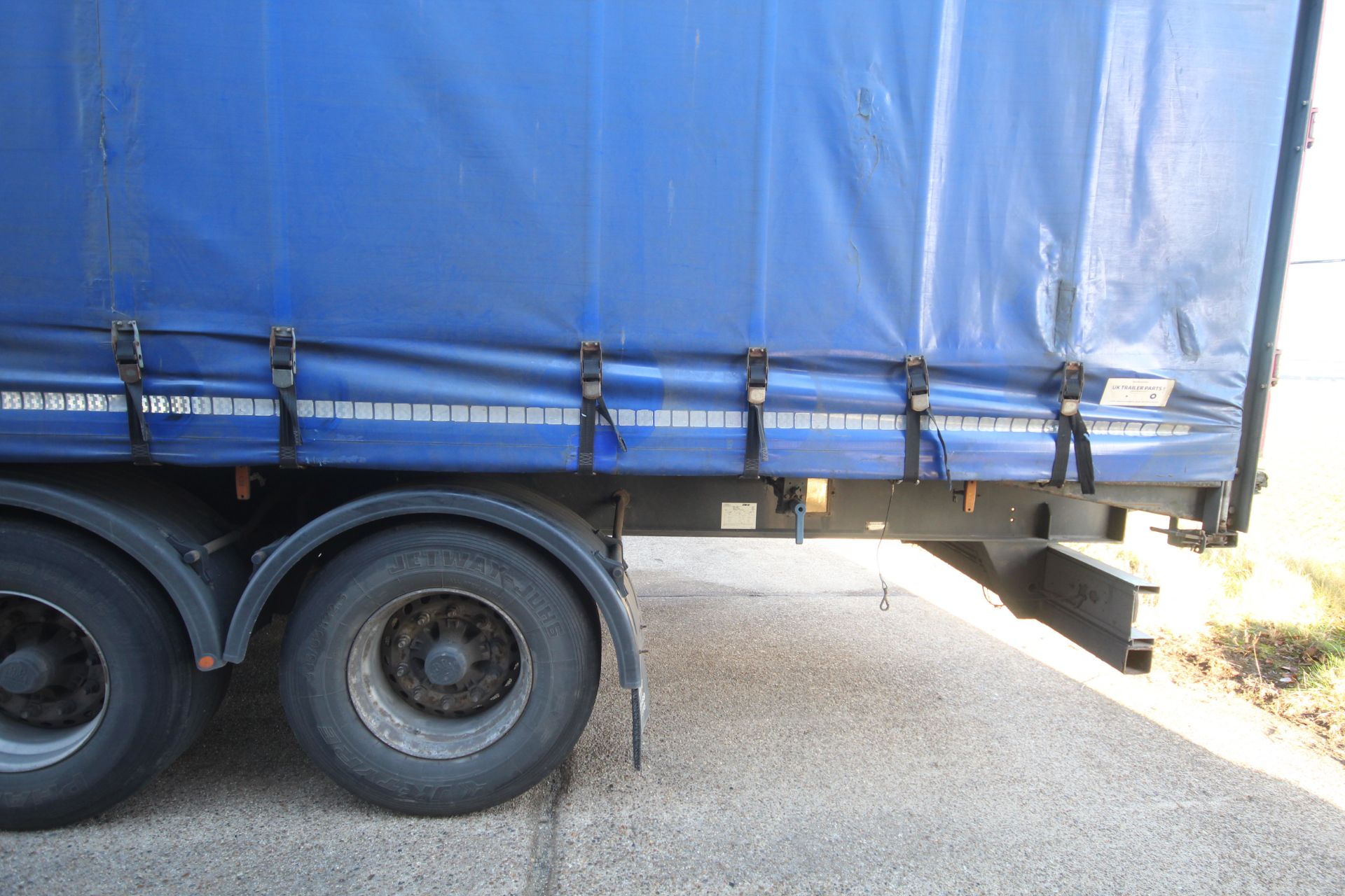 Montracon 39T 13.6m tri-axle curtain-side trailer. Registration C351364. 2013. MOT until 31/01/2024. - Image 19 of 88
