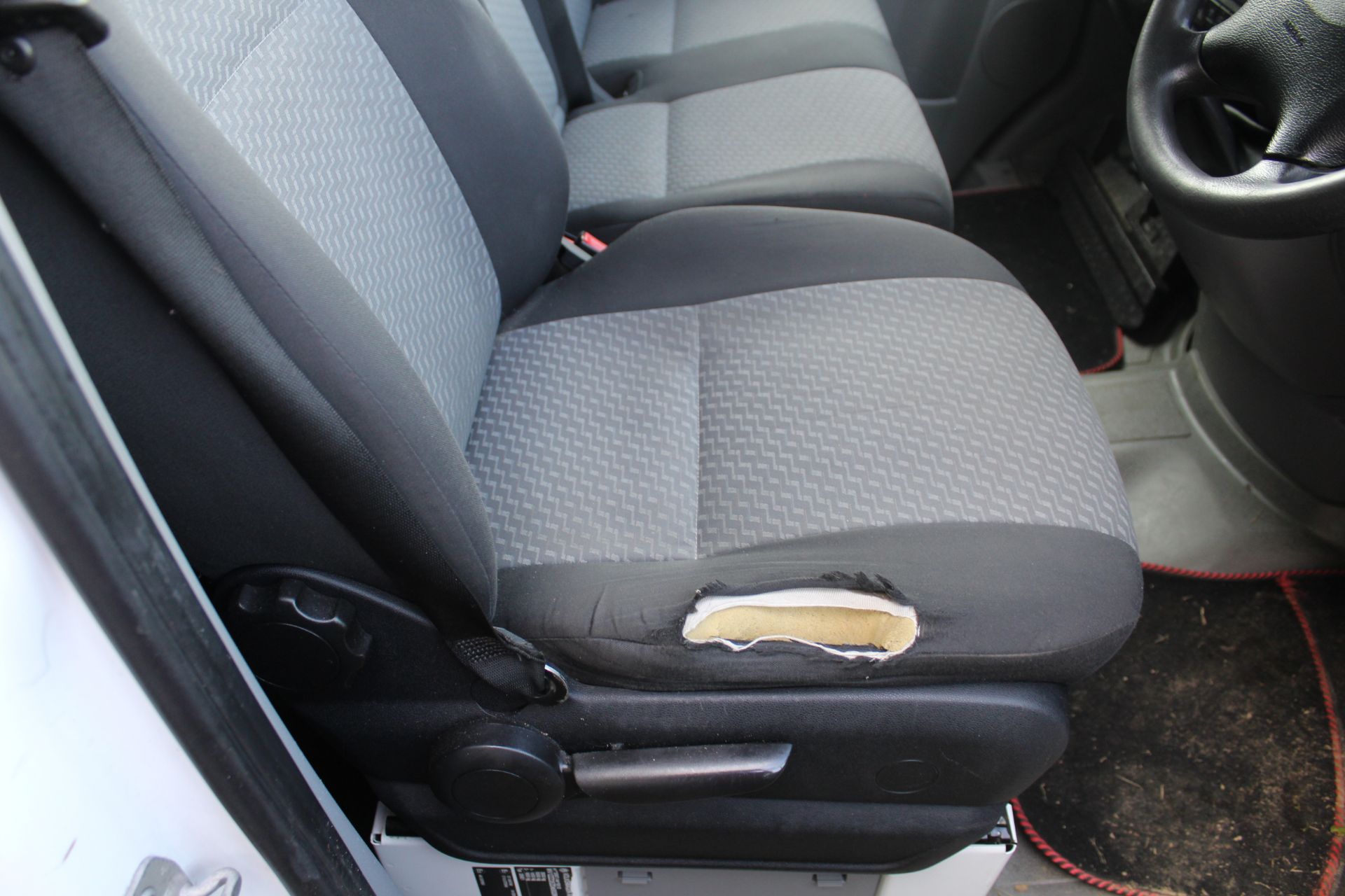 VW Crafter CR 30 TDI 109 SWB chiller van. Registration SG62 FPU. Date of first registration 29/09/ - Image 32 of 48