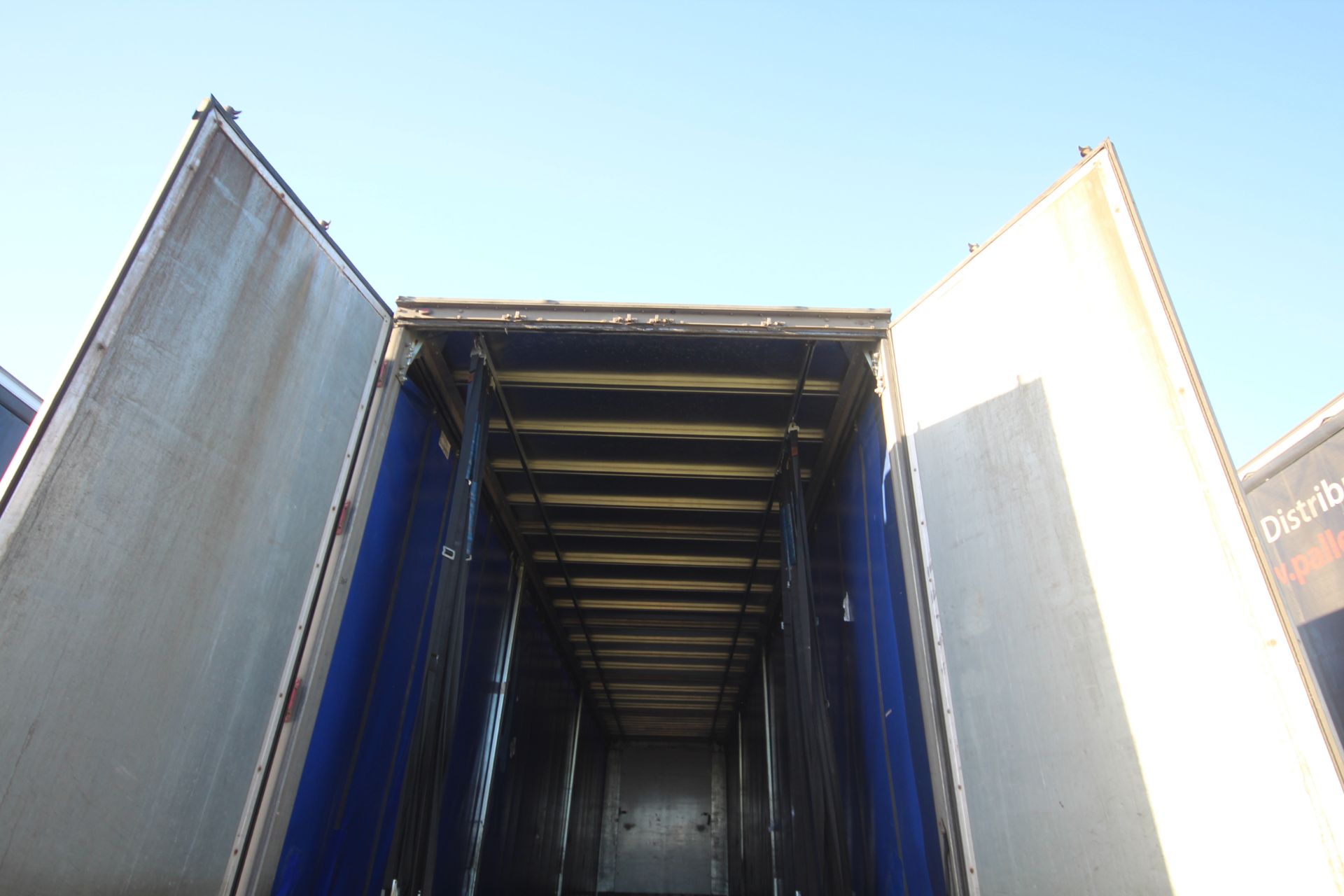 Montracon 39T 13.6m tri-axle curtain-side trailer. Registration C351364. 2013. MOT until 31/01/2024. - Image 63 of 88