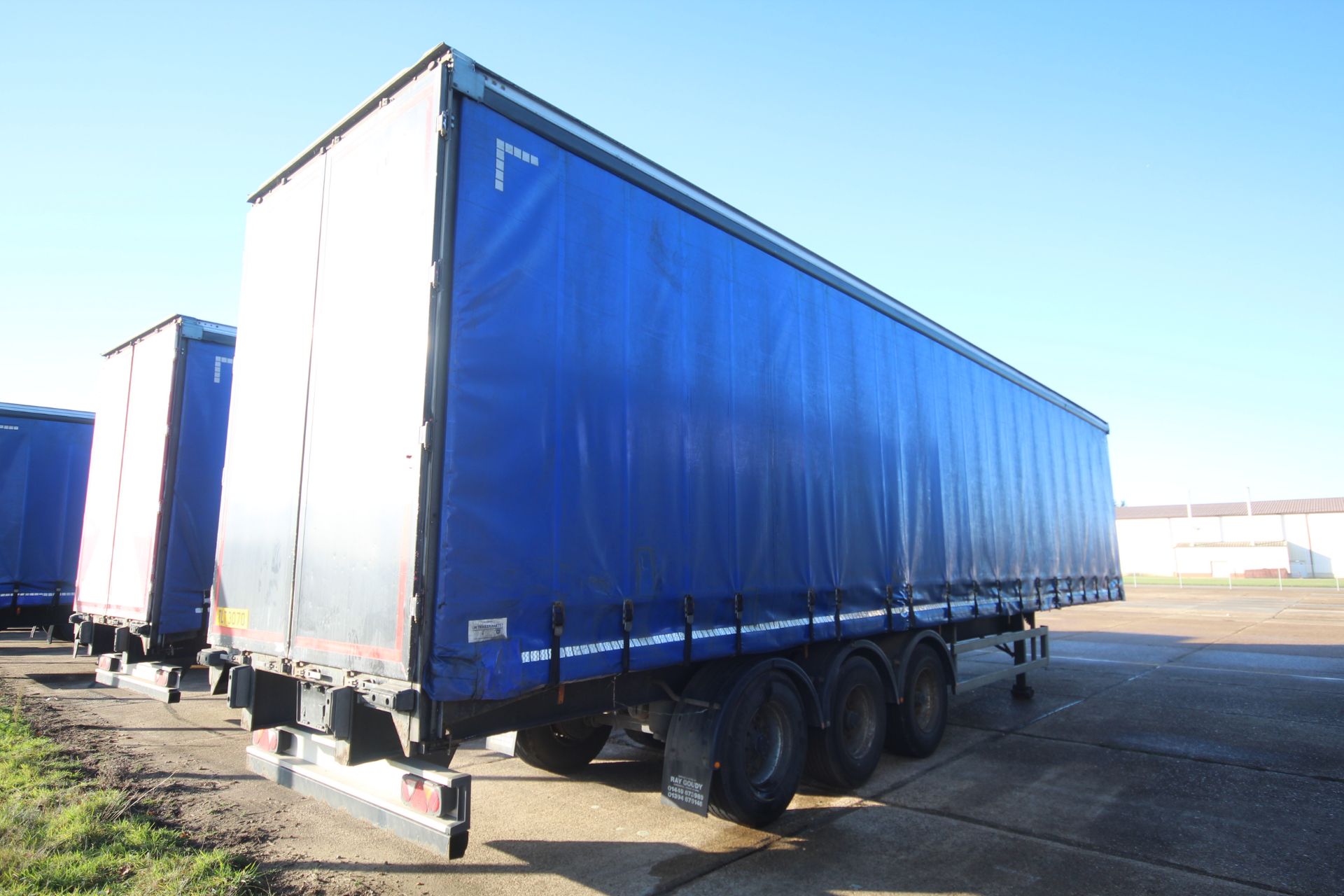 Montracon 39T 13.6m tri-axle curtain-side trailer. Registration C351369. 2013. MOT until 31/01/2024. - Image 3 of 87