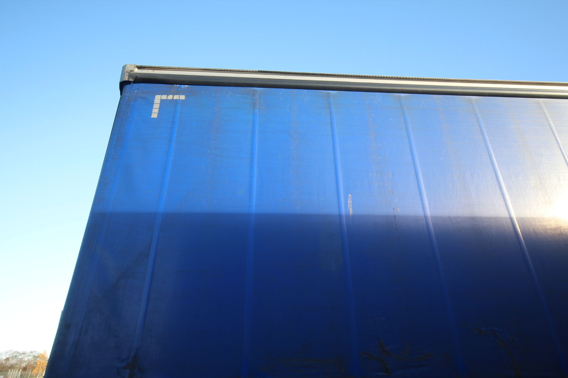 Montracon 39T 13.6m tri-axle curtain-side trailer. Registration C351362. 2013. MOT until 29/02/2024. - Image 13 of 88
