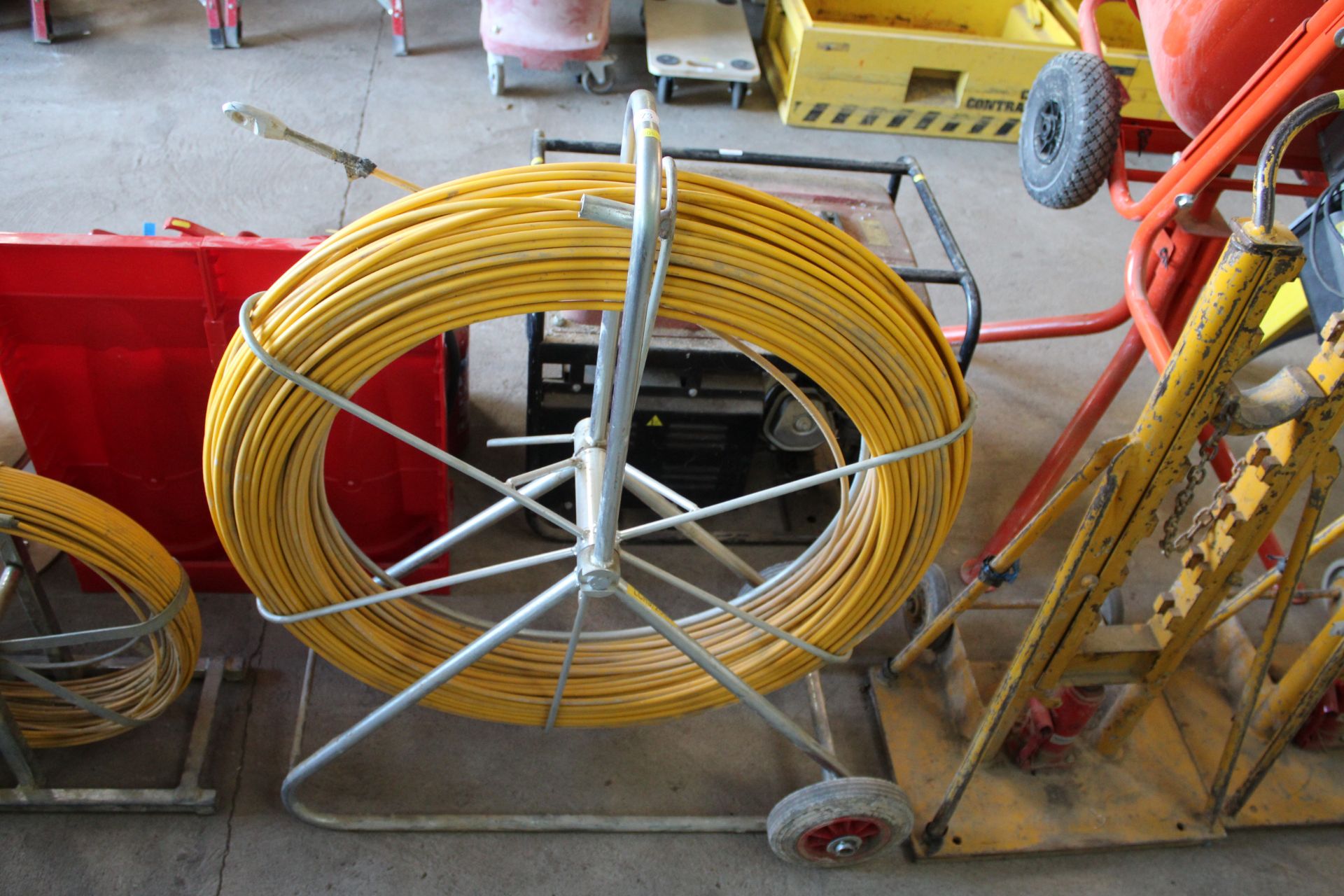 Cobra large threading reel. V CAMPSEA ASHE