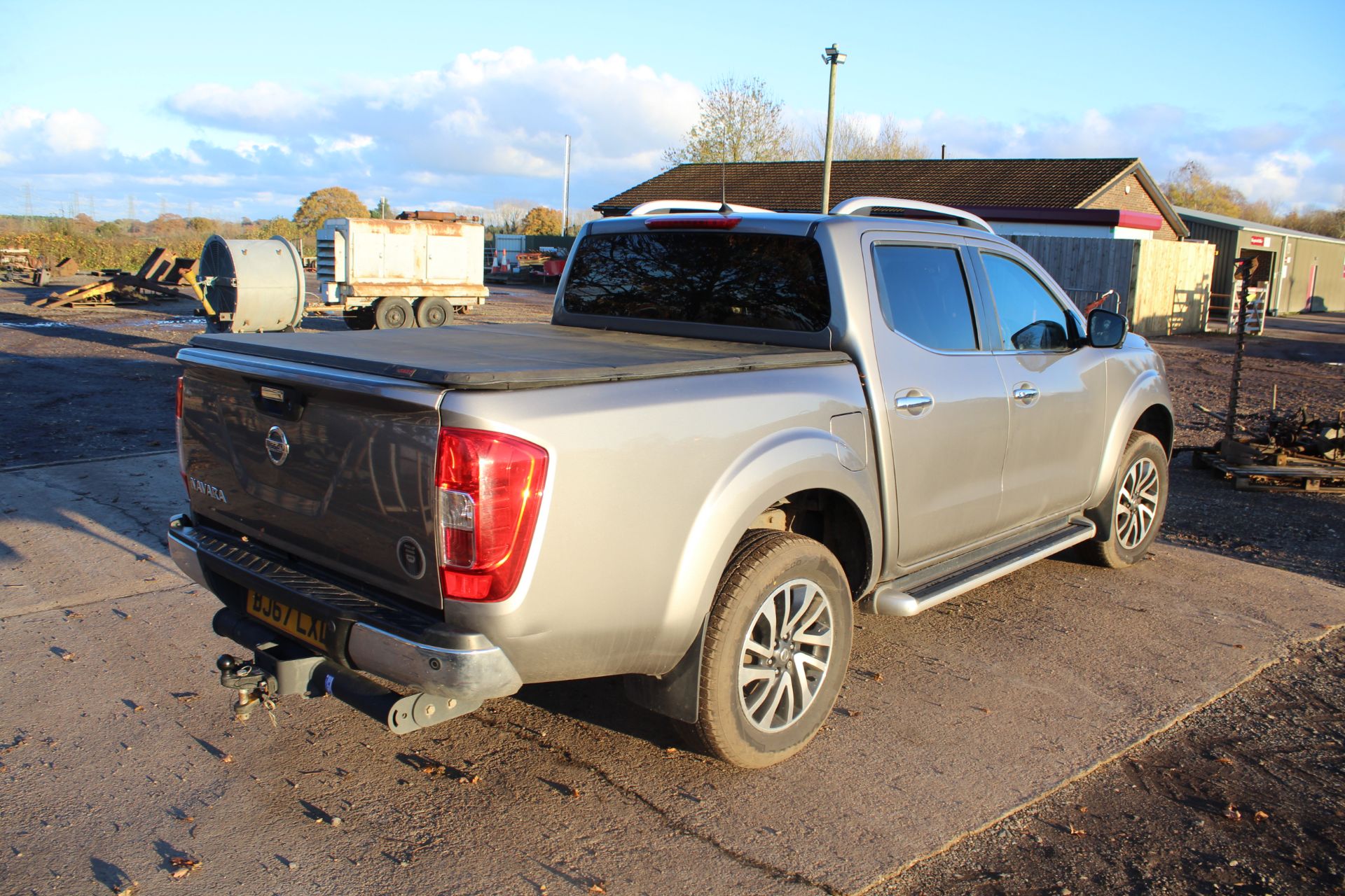 Nissan Navara NP300 Tecna auto double-cab pick-up. Registration BJ67 LXL. Date of first registration - Image 4 of 78