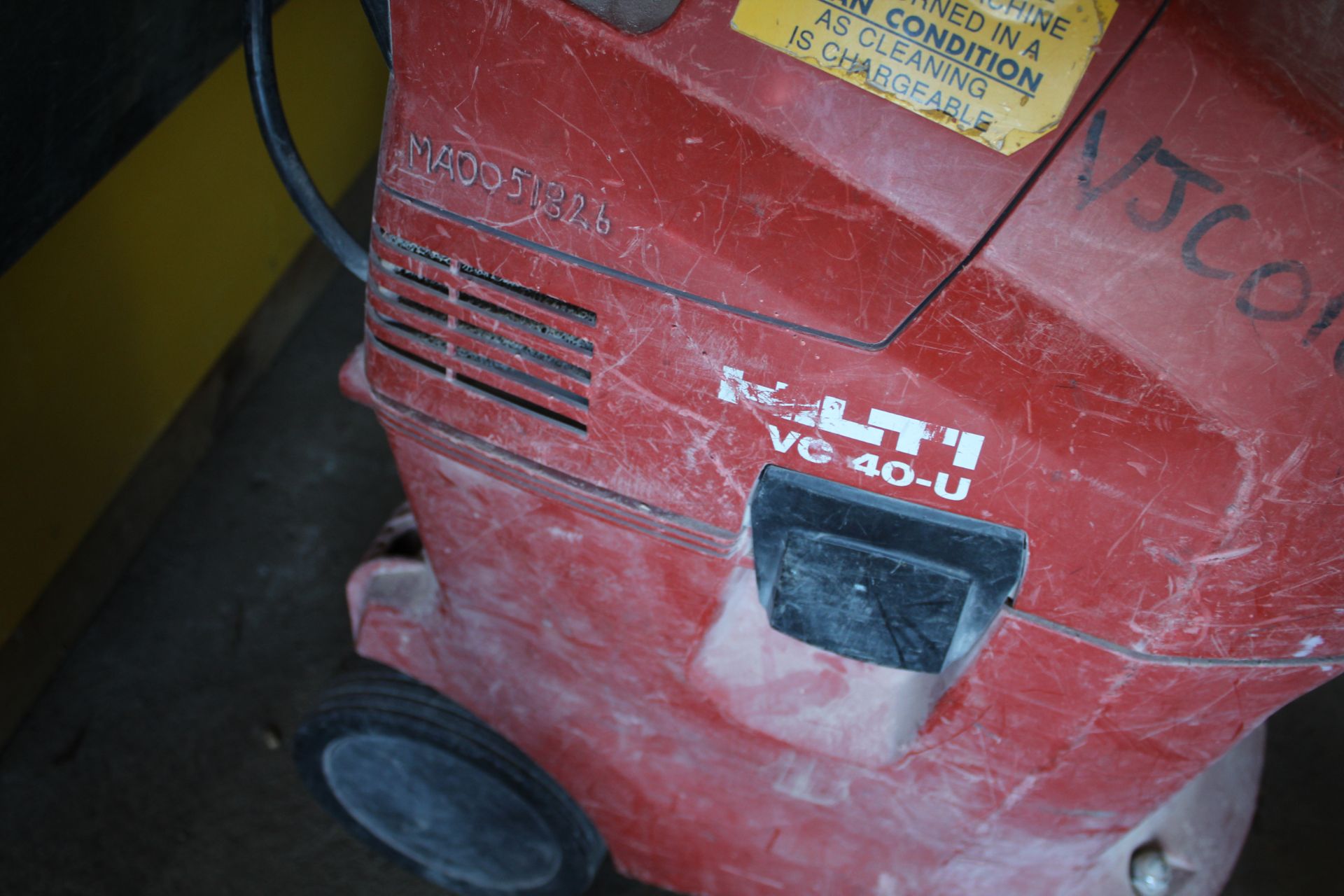 Hilti 110v VC40-U 32amp vacuum. V CAMPSEA ASHE - Image 7 of 8