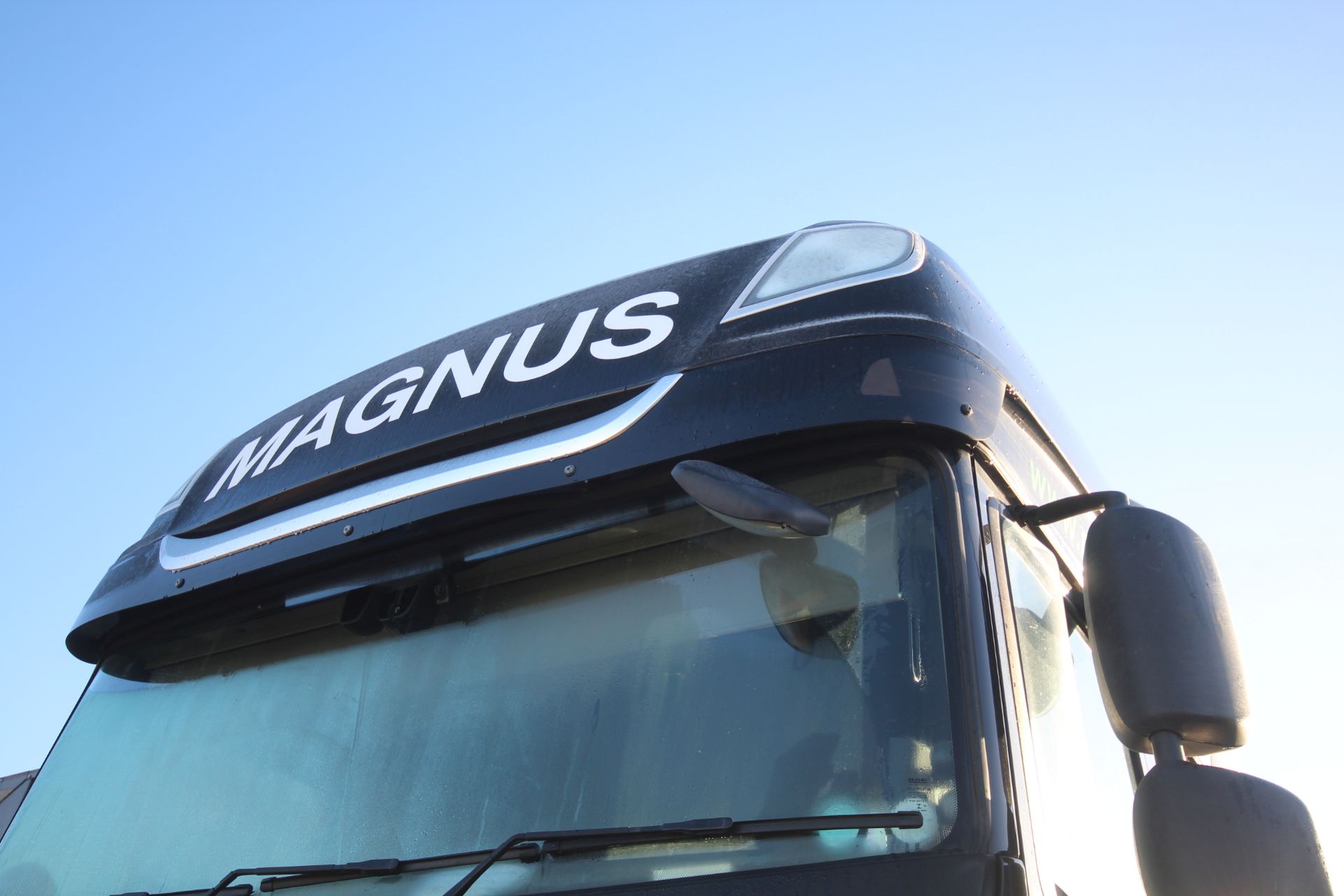 DAF XF 480 FTG 6X2 Euro 6D auto mid-lift and steer 44T unit. Registration P31 MGL. Date of first - Image 9 of 122