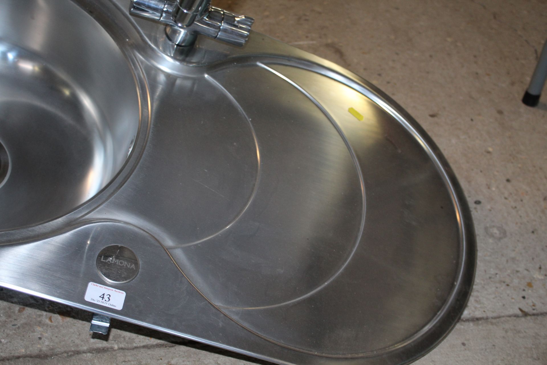 Lamona circular kitchen sink, draining board and mixer tap. V CAMPSEA ASHE - Image 3 of 3