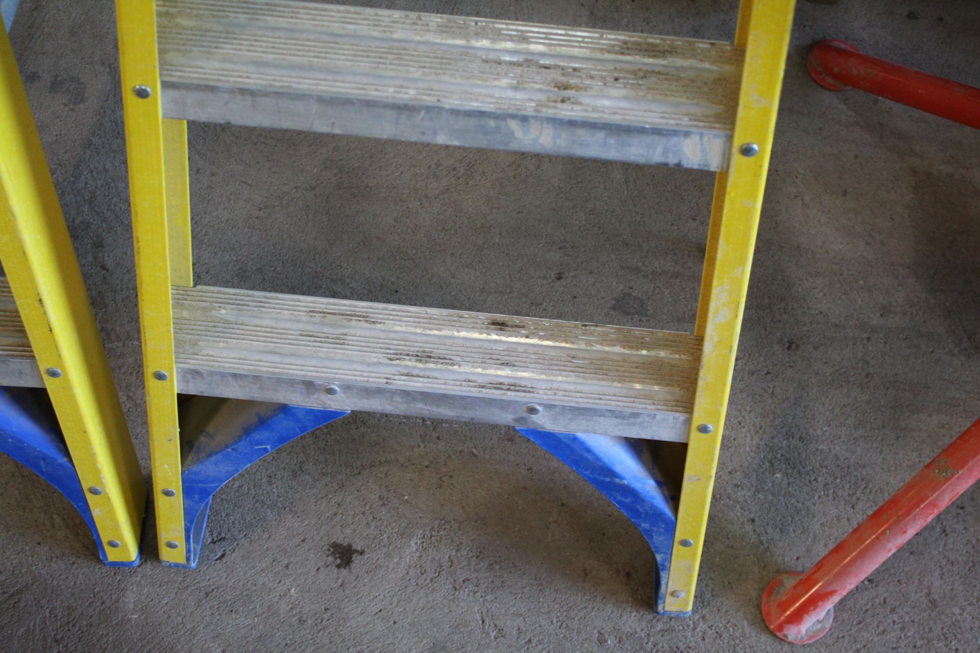 Werner fibreglass stepladder. V CAMPSEA ASHE - Image 5 of 6