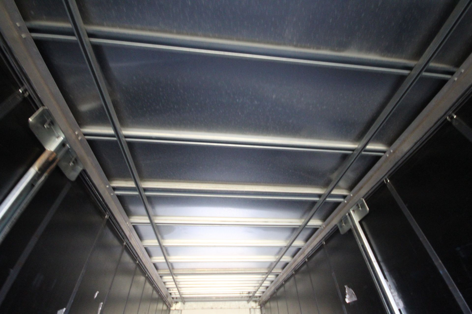 Montracon 39T 13.6m tri-axle curtain-side trailer. Registration C380871. 2014. MOT until 30/04/2024. - Image 80 of 89