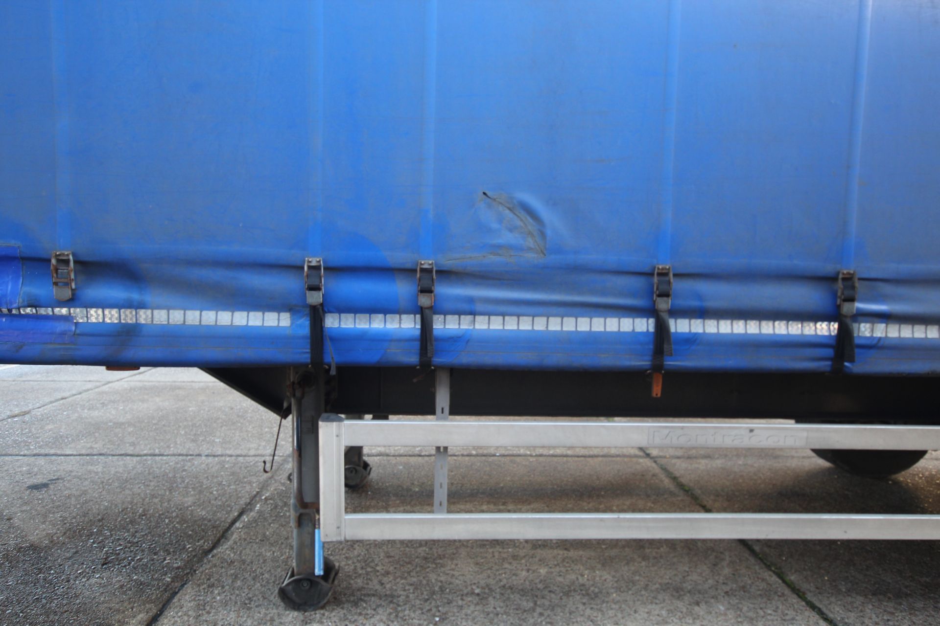 Montracon 39T 13.6m tri-axle curtain-side trailer. Registration C351369. 2013. MOT until 31/01/2024. - Image 15 of 87