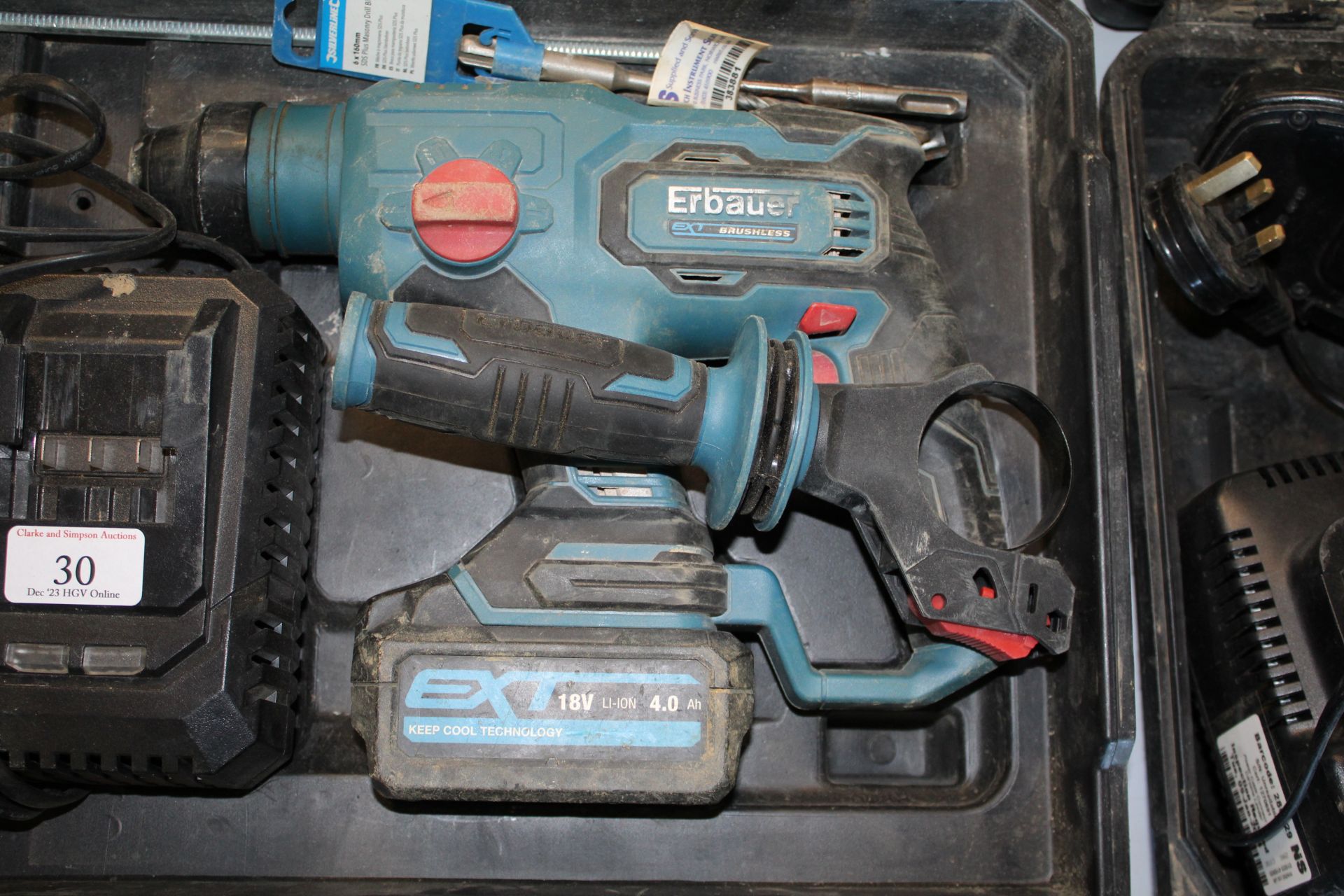 Erbauer 18v cordless hammer drill with battery and charger in a case. V CAMPSEA ASHE - Image 4 of 6