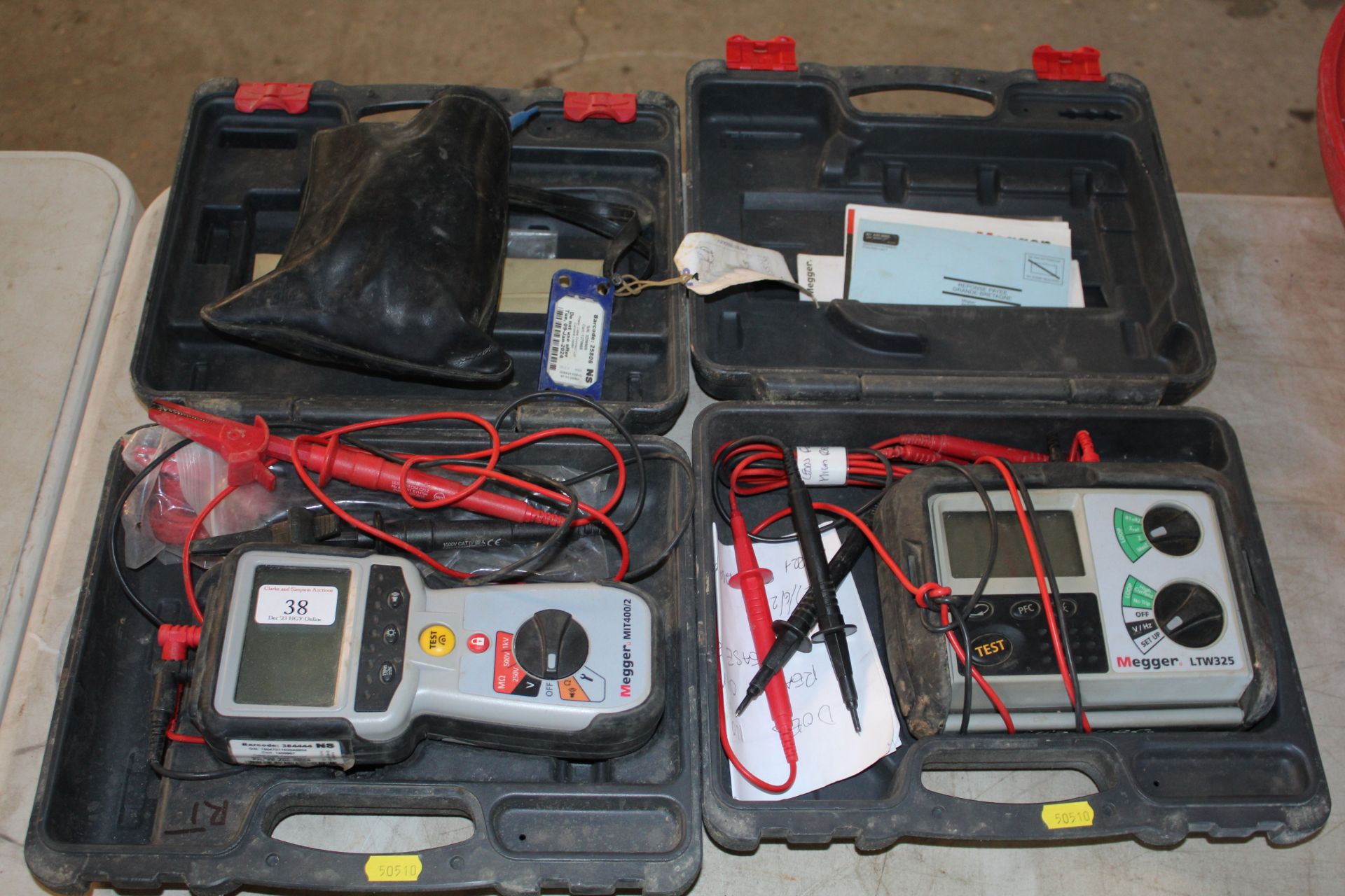 Various electrical test equipment including 2x Meggers. V CAMPSEA ASHE