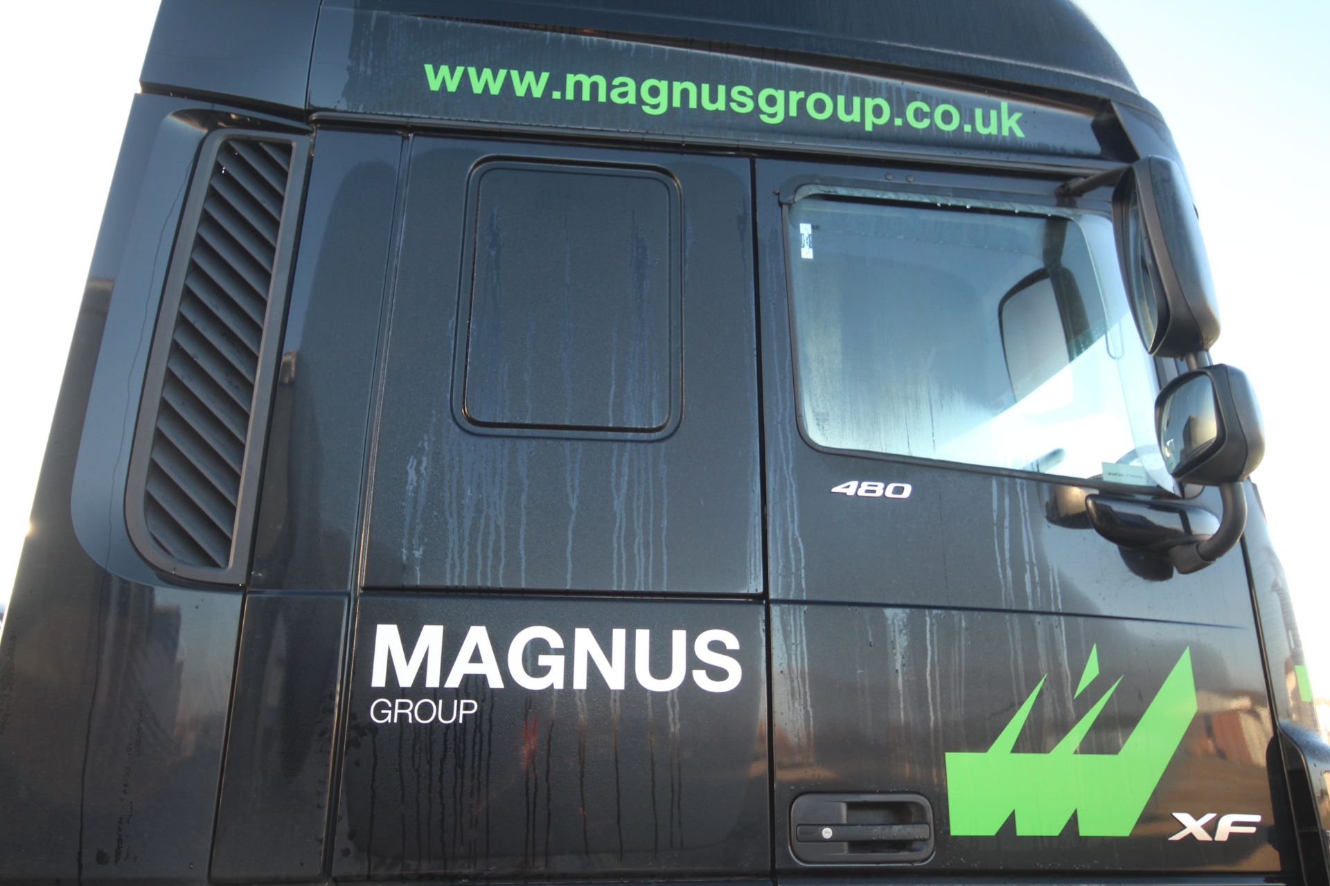 DAF XF 480 FTG 6X2 Euro 6D auto mid-lift and steer 44T unit. Registration P31 MGL. Date of first - Image 41 of 122