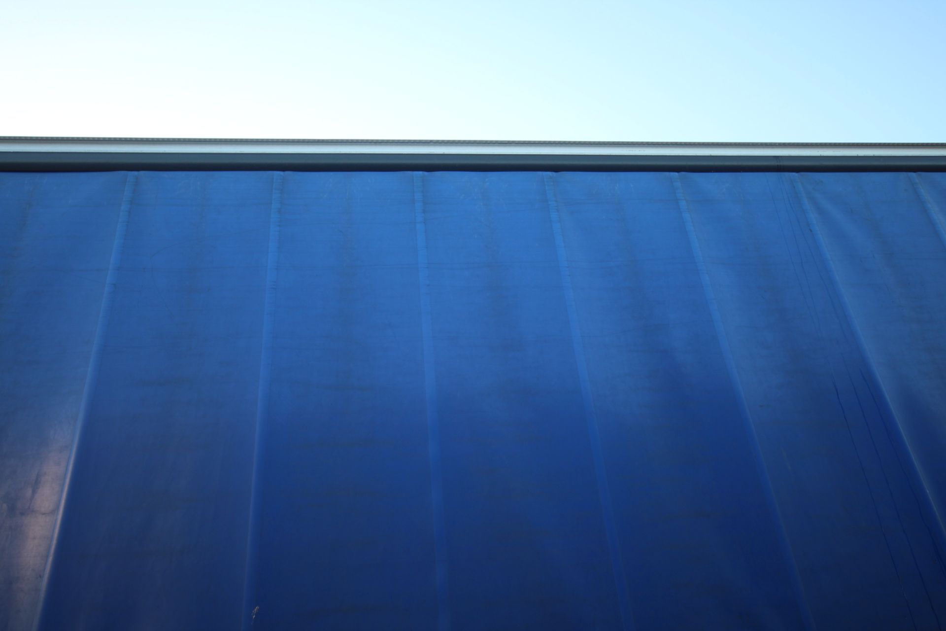 Montracon 39T 13.6m tri-axle curtain-side trailer. Registration C351362. 2013. MOT until 29/02/2024. - Image 41 of 88