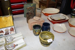 A collection of Bernard Rooke and other pottery va