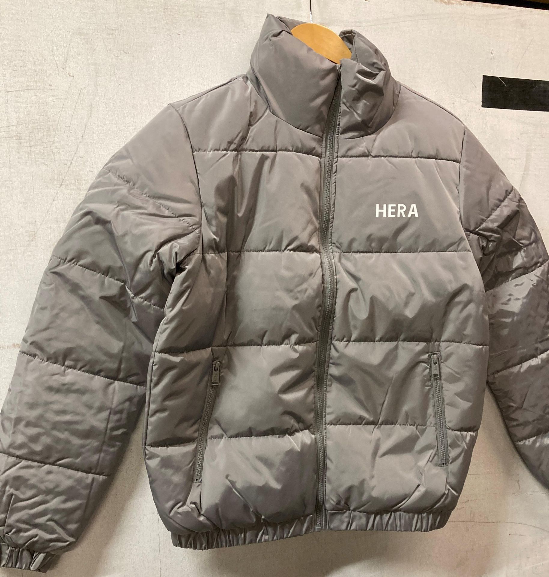 Hera core puffer jacket in grey - size S (location: S02)