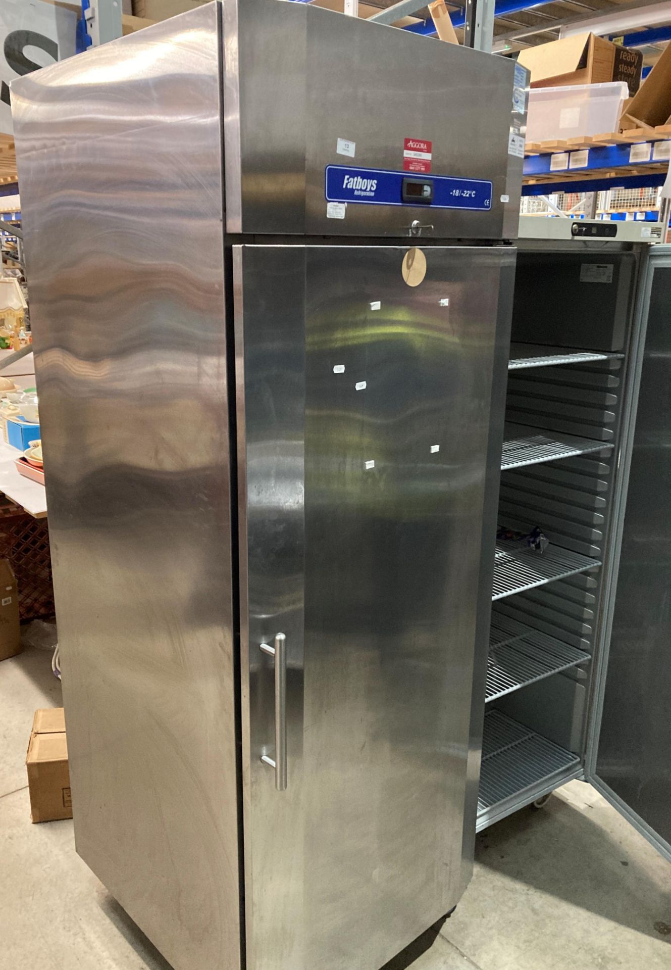 Fatboys stainless steel 240v refrigeration unit on castors model HPT600 complete with key (failed