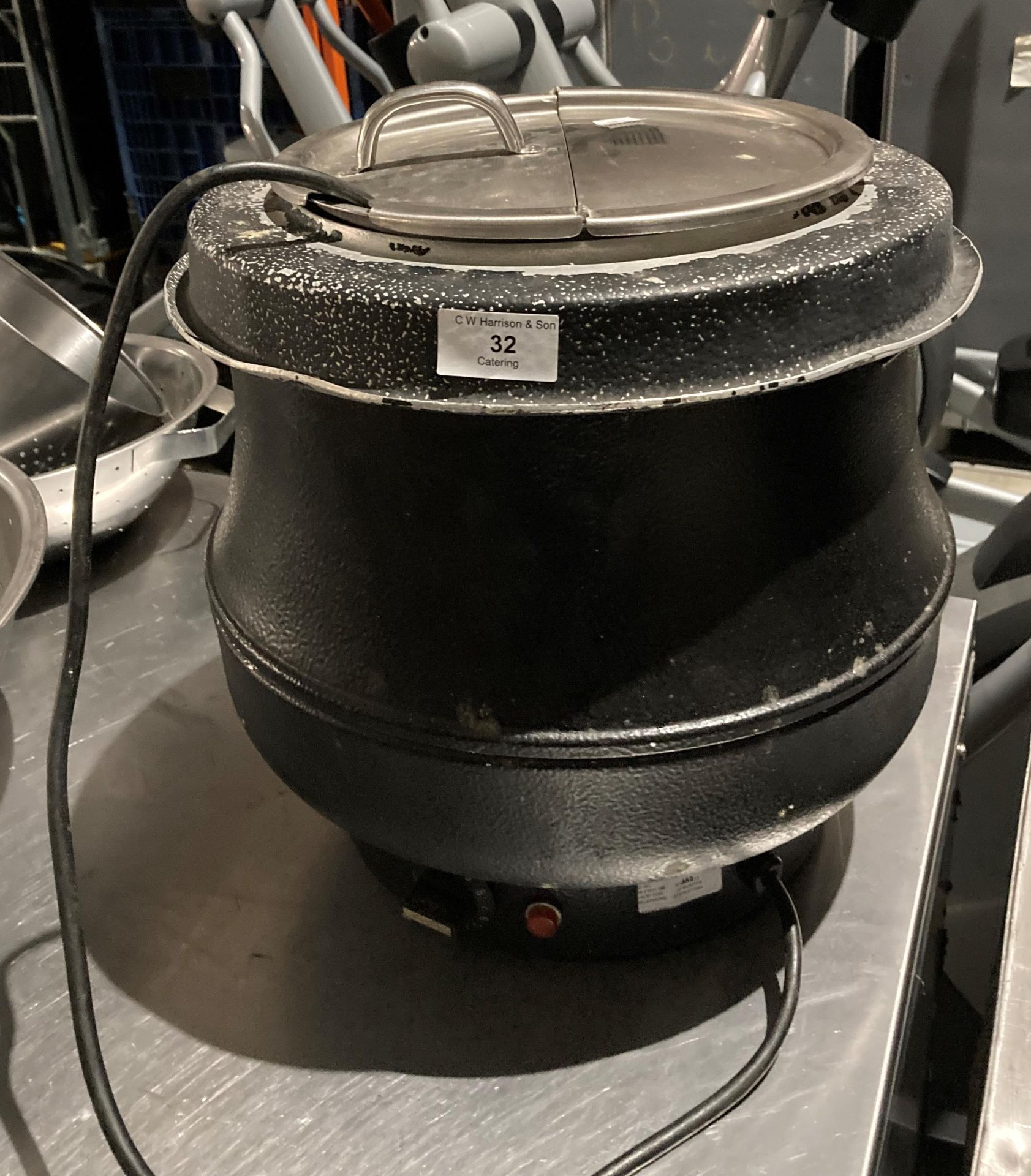 A Dualit HP1 240v soup kettle (failed PAT test) Further Information *** Please note: